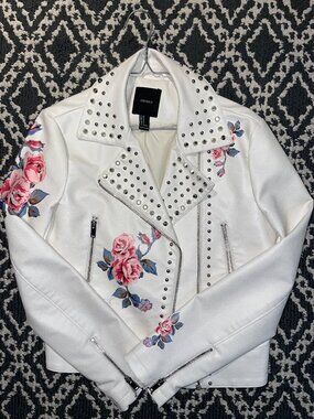 Floral studded white faux leather jacket M